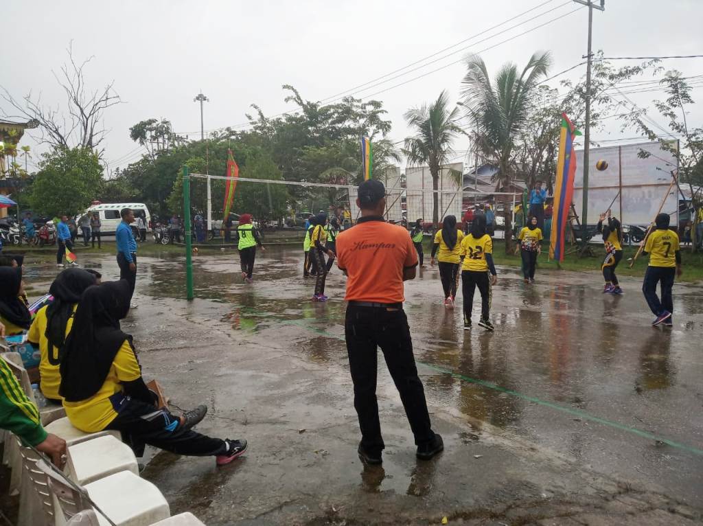 Tim Bola Voli Putri Disdikpora Kampar Sukses Meraih Juara